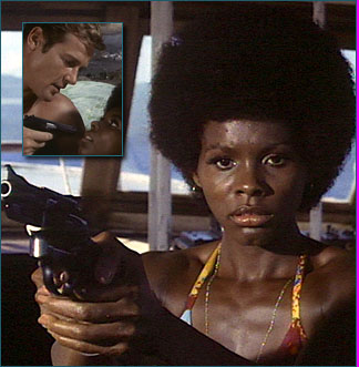 Rosie Carver (Gloria Hendry)