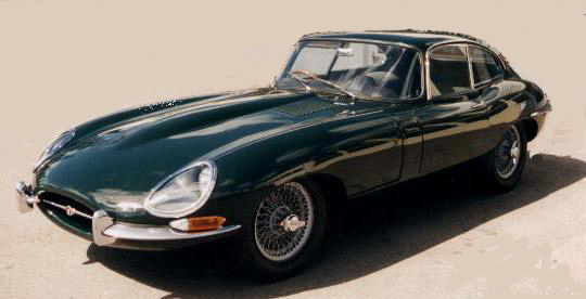 Jaguar E-Type fr�n 1962 ,samma �r som  f�rsta James Bond filmen Dr No kom