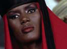 Grace Jones som Mayday i "Levande M�ltavla" James Bond movie "A View To A Kill" 1985.