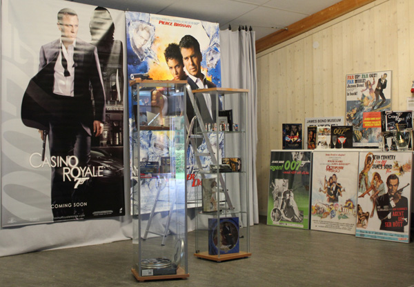 Bilder fr�n sportbilsdagen utst�llare James Bond 007 museet James Bond tema och utst�llning.