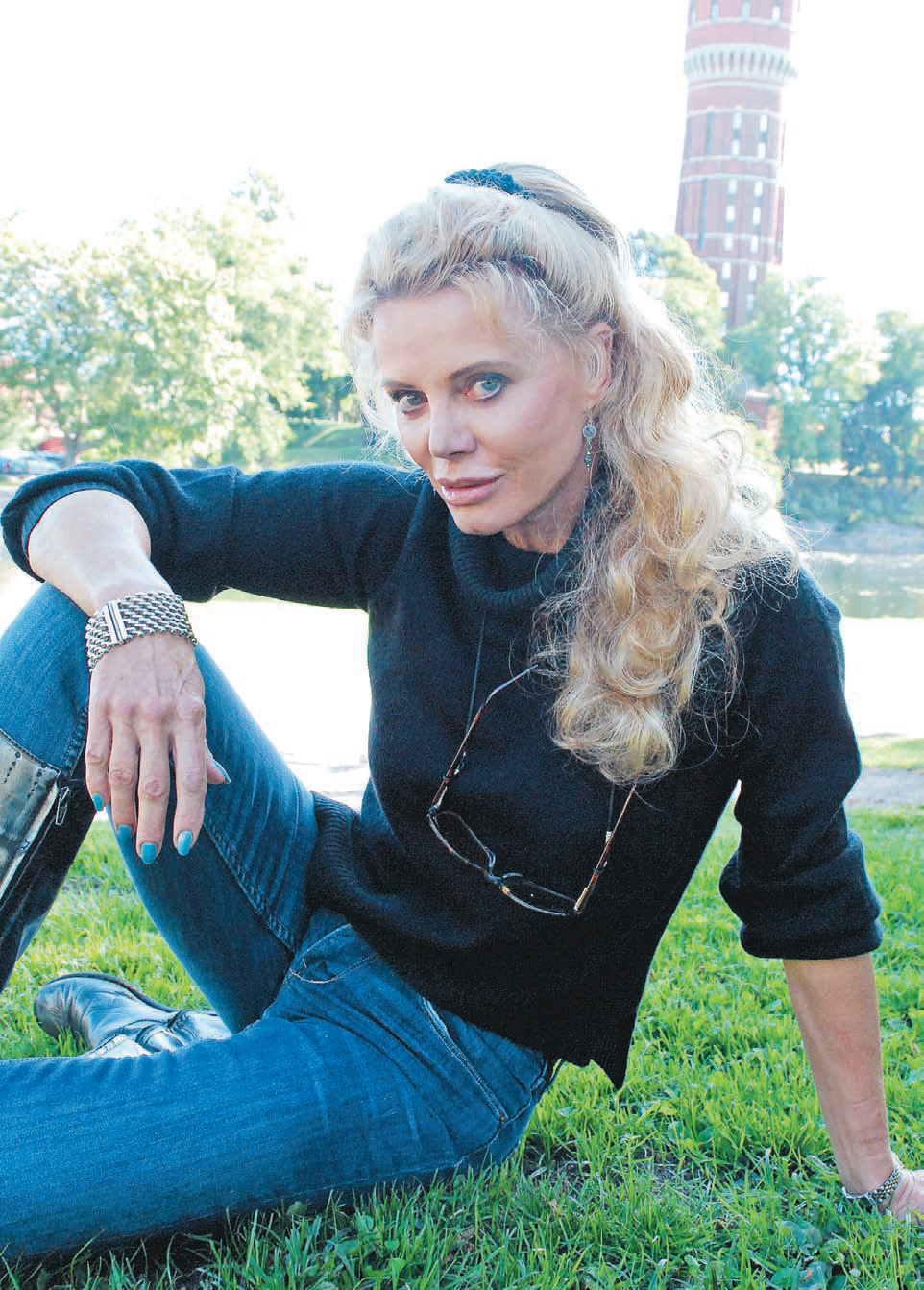 Bondgirl from Octopussy 1983  Kristina Wayborn  Britt-Inger Johansson, with James Gunnar Sch�fer  Bond in James Bond 007 Museum Sweden Nybro, here with La Gondola from Moonraker 1979.