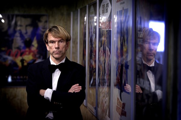 GoldenEye �r Gunnar Sch�fers favorit bland Bond-filmerna. Han �ger ocks� en BMW Z3 som anv�ndes i den filmen. 